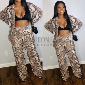 Two Piece Set